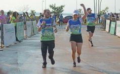 Foto de la galería: Llegada en La Cascada de los participantes de la Maratón Posadas Futura