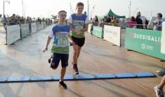 Foto de la galería: Llegada en La Cascada de los participantes de la Maratón Posadas Futura