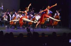 Sixto Fotografías. Sociedad. Teatro Lírico - En el Teatro Lírico del Parque del Conocimiento se dio inicio al Festival de las Dos Orillas