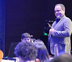 Foto de la galería: En el Teatro Lírico del Parque del Conocimiento se dio inicio al Festival de las Dos Orillas