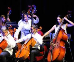 Foto de la galería: En el Teatro Lírico del Parque del Conocimiento se dio inicio al Festival de las Dos Orillas