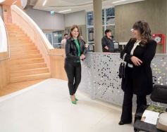 Foto de la galería: Explorando la muestra de arte 'Habitar' de Alberto Mathot en Silicon Misiones