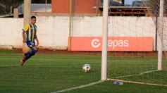 Foto de la galería: Mitre arrolla a River de Villa Bonita en la final provincial: ¡Goleada 5-0!