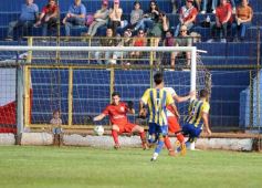 Foto de la galería: Mitre arrolla a River de Villa Bonita en la final provincial: ¡Goleada 5-0!