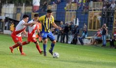 Foto de la galería: Mitre arrolla a River de Villa Bonita en la final provincial: ¡Goleada 5-0!
