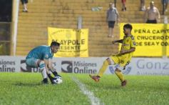 Foto de la galería: Federal A: en el debut de Módica, Crucero empató y sigue fuera del descenso