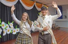 Foto de la galería: Estudiantina 2023: todo lo que dejó la presentación de los soberanos posadeños