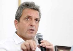 Foto de la galería: Massa en Posadas: la zona aduanera, entre los anuncios que dejó en su visita