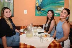 Foto de la galería: En la noche posadeña: salidas y gastronomía marcaron cita en el microcentro 