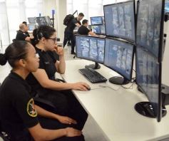 Foto de la galería: Con más de 2500 cámaras en la provincia: ya funciona el nuevo edificio del 911 en Posadas