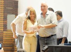 Foto de la galería: Continuidad en obras públicas: el Gobierno Provincial destinó fondos a los 78 municipios