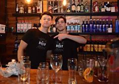 Foto de la galería: Noche de sábado: el plan de disfrute llegó con la previa en Holy de la Costanera