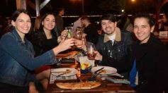 Foto de la galería: Noche de sábado: el plan de disfrute llegó con la previa en Holy de la Costanera