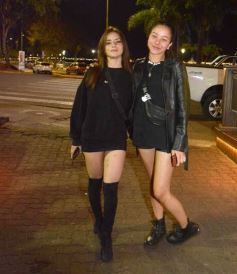 Foto de la galería: Noche de sábado: el plan de disfrute llegó con la previa en Holy de la Costanera