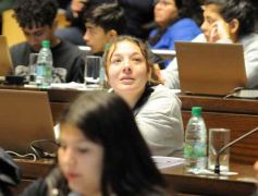 Foto de la galería: Parlamento Estudiantil 2023:  jóvenes de toda la provincia compartieron la experiencia de legislar en la Cámara