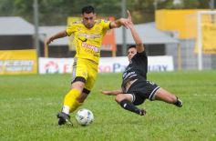 Sixto Fotografías. Deportes. Torneo Federal A - Federal A: Crucero igualó en casa y quedó a tiro de mantener la categoría