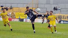 Foto de la galería: Federal A: Crucero igualó en casa y quedó a tiro de mantener la categoría