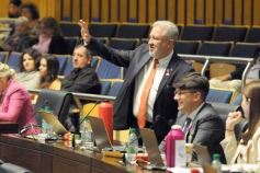 Foto de la galería: Legislatura: salud y producción, marco de las leyes en la última sesión del año