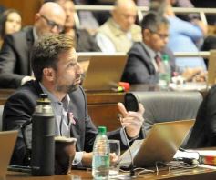 Foto de la galería: Legislatura: salud y producción, marco de las leyes en la última sesión del año