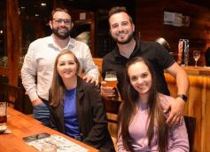 Foto de la galería: Noche de viernes: para el disfrute y encuentro, la cita para locales y turistas estuvo en la Costa posadeña