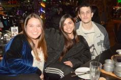 Foto de la galería: Noche de viernes: para el disfrute y encuentro, la cita para locales y turistas estuvo en la Costa posadeña