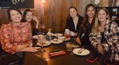 Foto de la galería: Noche de viernes: para el disfrute y encuentro, la cita para locales y turistas estuvo en la Costa posadeña