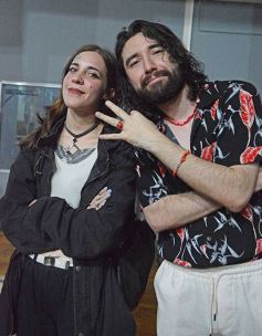 Foto de la galería: MetaLiteratura: se presentó el libro de poesía y tributo metalero de Matías Voynes 