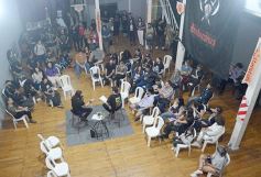 Foto de la galería: MetaLiteratura: se presentó el libro de poesía y tributo metalero de Matías Voynes 