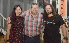 Foto de la galería: MetaLiteratura: se presentó el libro de poesía y tributo metalero de Matías Voynes 