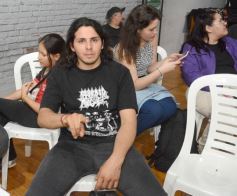 Foto de la galería: MetaLiteratura: se presentó el libro de poesía y tributo metalero de Matías Voynes 