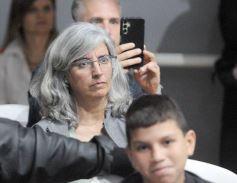 Foto de la galería: MetaLiteratura: se presentó el libro de poesía y tributo metalero de Matías Voynes 