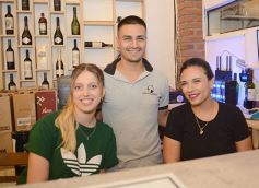 Foto de la galería: Noche de Sábado en el centro posadeño: punto de encuentro en el último finde del mes