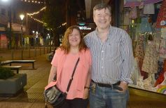 Foto de la galería: Noche de Sábado en el centro posadeño: punto de encuentro en el último finde del mes