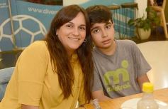 Foto de la galería: Noche de Sábado en el centro posadeño: punto de encuentro en el último finde del mes