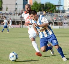 Foto de la galería: Regional Amateur: el debut para La Franja llegó con empate en Villa Sarita
