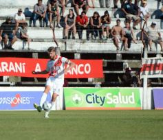 Foto de la galería: Regional Amateur: el debut para La Franja llegó con empate en Villa Sarita