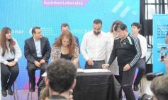 Foto de la galería: Camino al balotaje: Massa compartió agenda con el arco político misionero