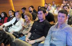 Foto de la galería: Camino al balotaje: Massa compartió agenda con el arco político misionero