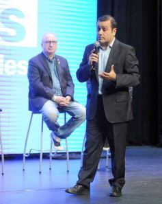 Foto de la galería: Camino al balotaje: Massa compartió agenda con el arco político misionero