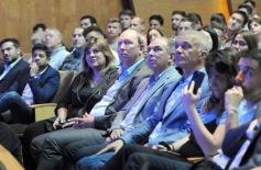 Foto de la galería: Camino al balotaje: Massa compartió agenda con el arco político misionero