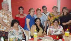 Foto de la galería: Entre recorridas y trabajo: el ritmo de la ciudad suma encuentro con los amigos