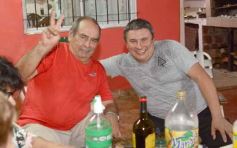 Foto de la galería: Entre recorridas y trabajo: el ritmo de la ciudad suma encuentro con los amigos