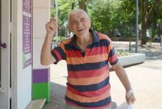 Foto de la galería: Entre recorridas y trabajo: el ritmo de la ciudad suma encuentro con los amigos