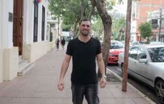 Foto de la galería: Entre recorridas y trabajo: el ritmo de la ciudad suma encuentro con los amigos