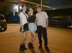 Foto de la galería: Entre recorridas y trabajo: el ritmo de la ciudad suma encuentro con los amigos