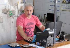 Foto de la galería: Entre recorridas y trabajo: el ritmo de la ciudad suma encuentro con los amigos