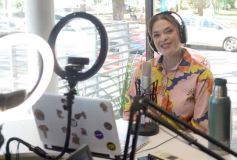 Foto de la galería: Entre recorridas y trabajo: el ritmo de la ciudad suma encuentro con los amigos