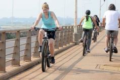 Foto de la galería: Con la previa del verano: costa, rio y deporte coparon el domingo en la ciudad