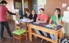 Foto de la galería: Balotaje 2023: con buen tiempo de por medio, el folclore electoral se vivió a pleno en la ciudad