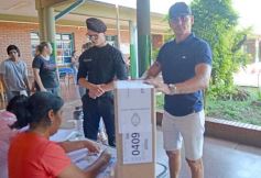 Foto de la galería: Balotaje 2023: con buen tiempo de por medio, el folclore electoral se vivió a pleno en la ciudad